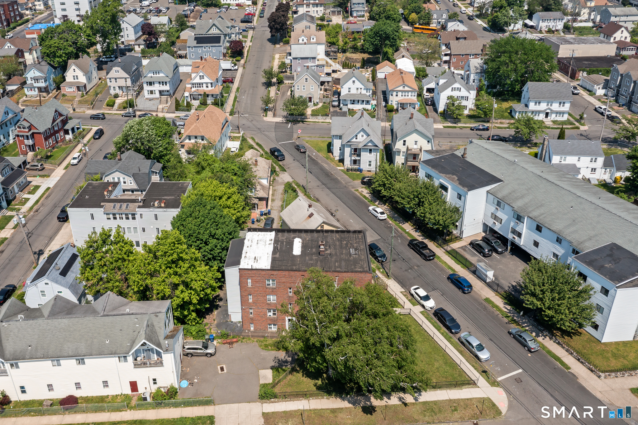 305 Parrott Avenue Bridgeport CT 06606
