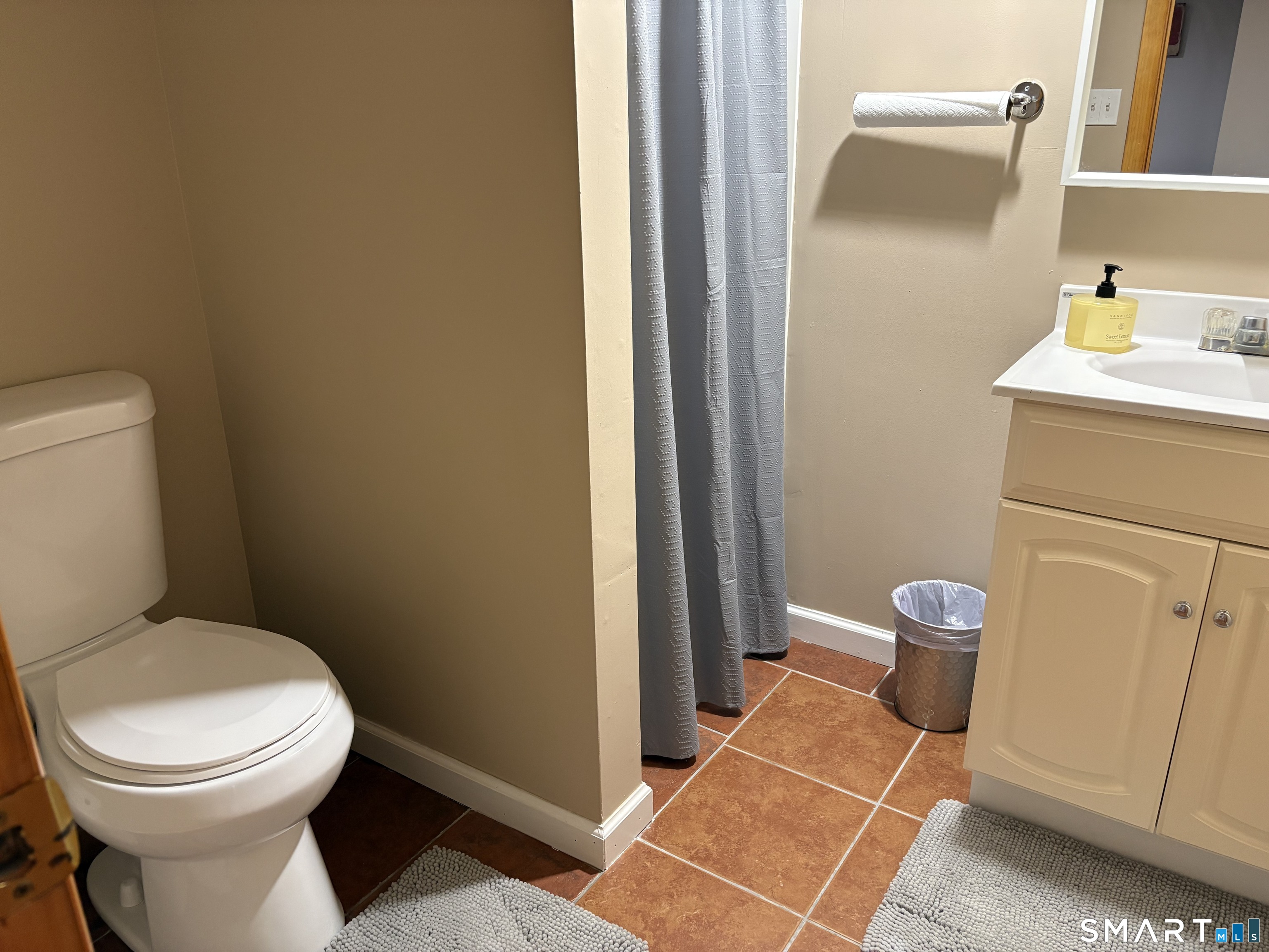 20-22 Grasso Terrace Bridgeport CT 06604