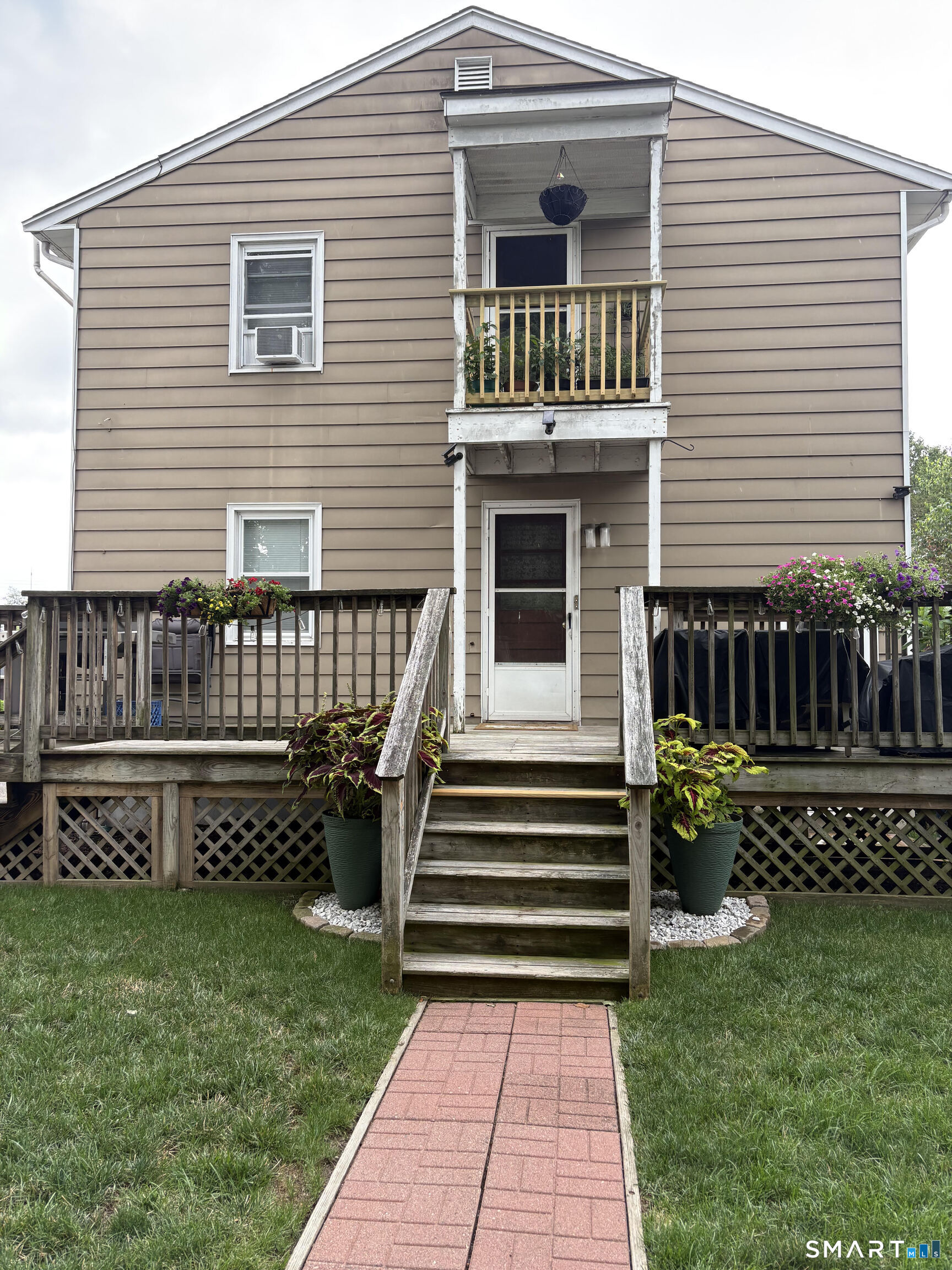 20-22 Grasso Terrace Bridgeport CT 06604