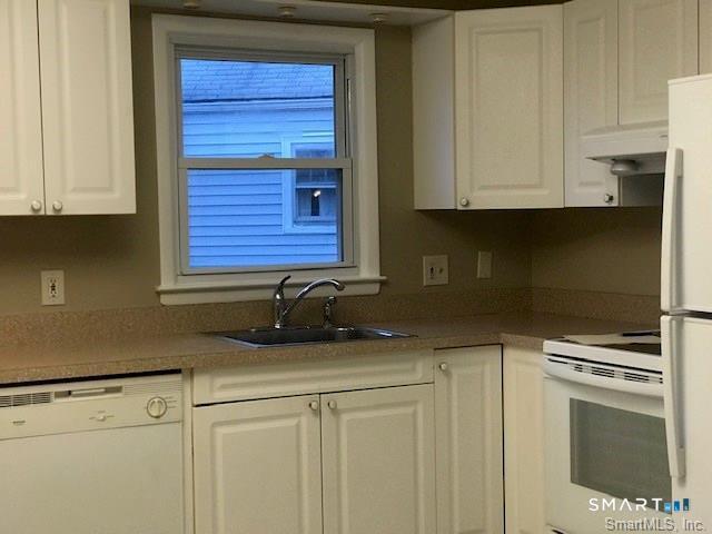 20-22 Grasso Terrace Bridgeport CT 06604