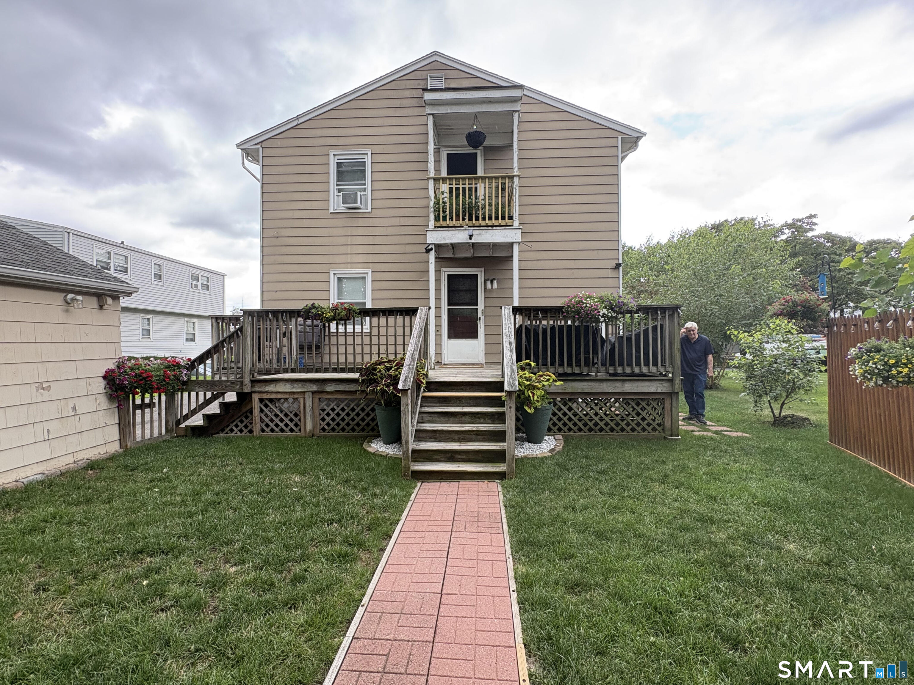 20-22 Grasso Terrace Bridgeport CT 06604