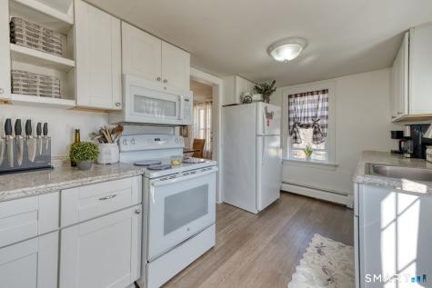 90-92 Main Street South Windsor CT 06074