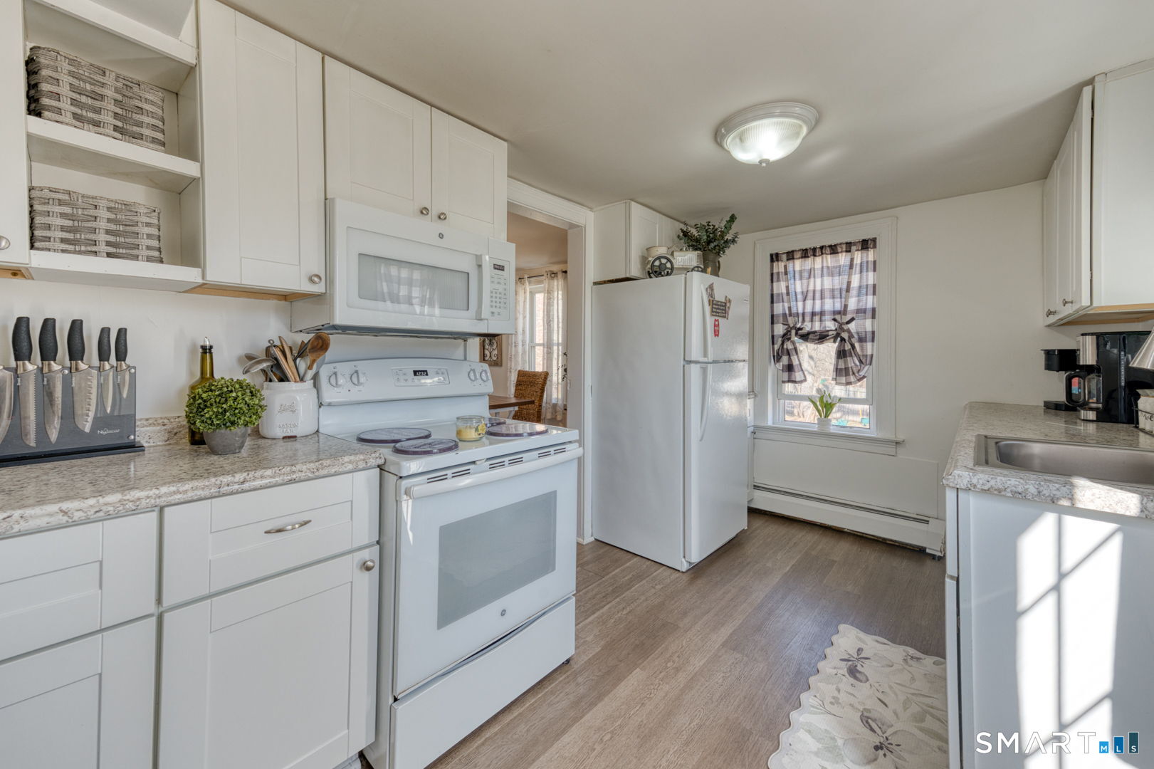 90-92 Main Street South Windsor CT 06074