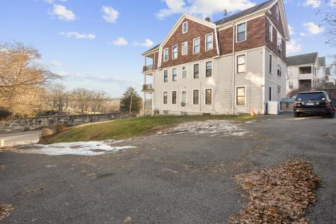 141 Draher Avenue Waterbury CT 06708