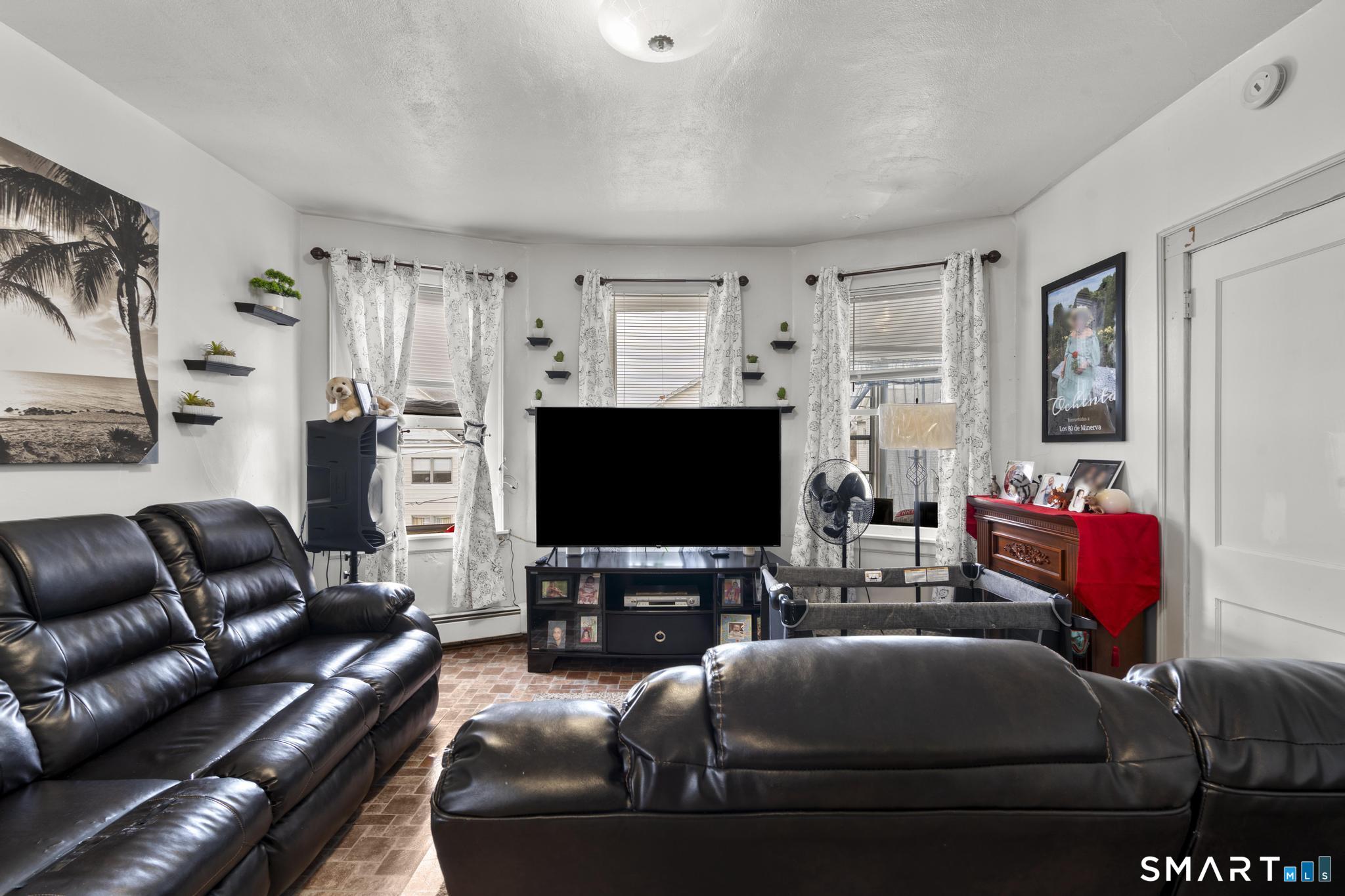 165 Smith Street New Britain CT 06053