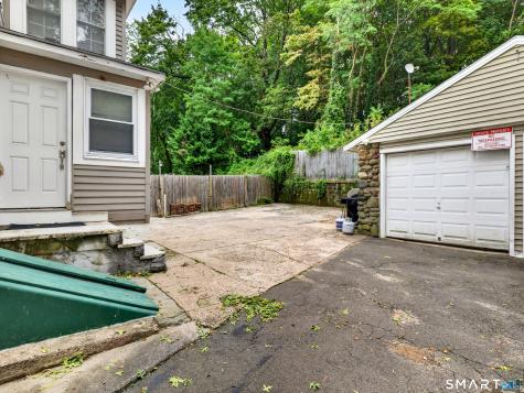 977 Townsend Avenue New Haven CT 06512