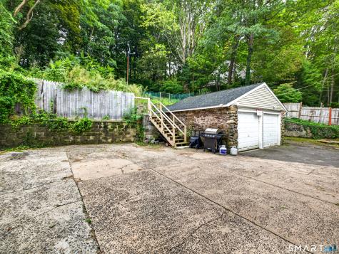 977 Townsend Avenue New Haven CT 06512