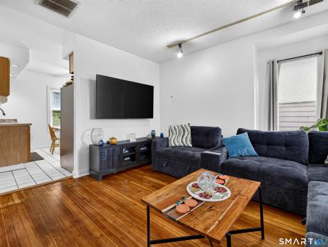 977 Townsend Avenue New Haven CT 06512