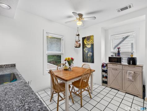 977 Townsend Avenue New Haven CT 06512