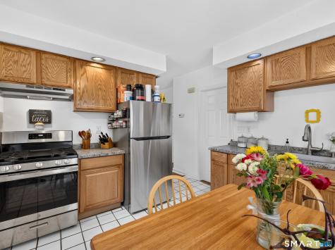 977 Townsend Avenue New Haven CT 06512