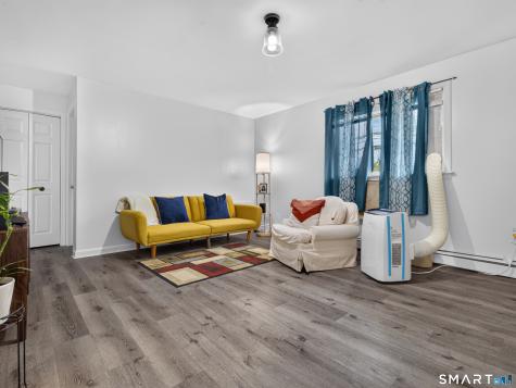 119 Lincoln Avenue New London CT 06320