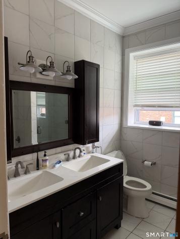 153 Bank Street New London CT 06320