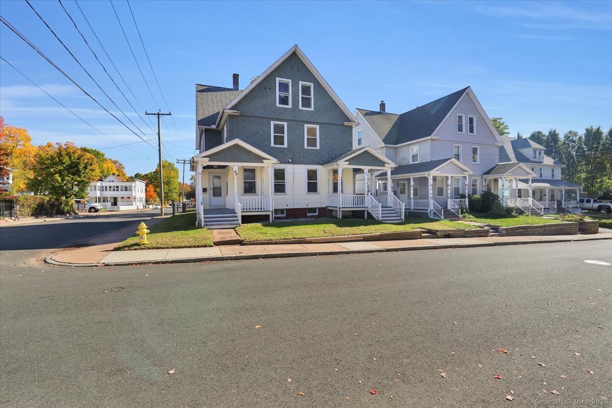 69 Foster Street Manchester CT 06040