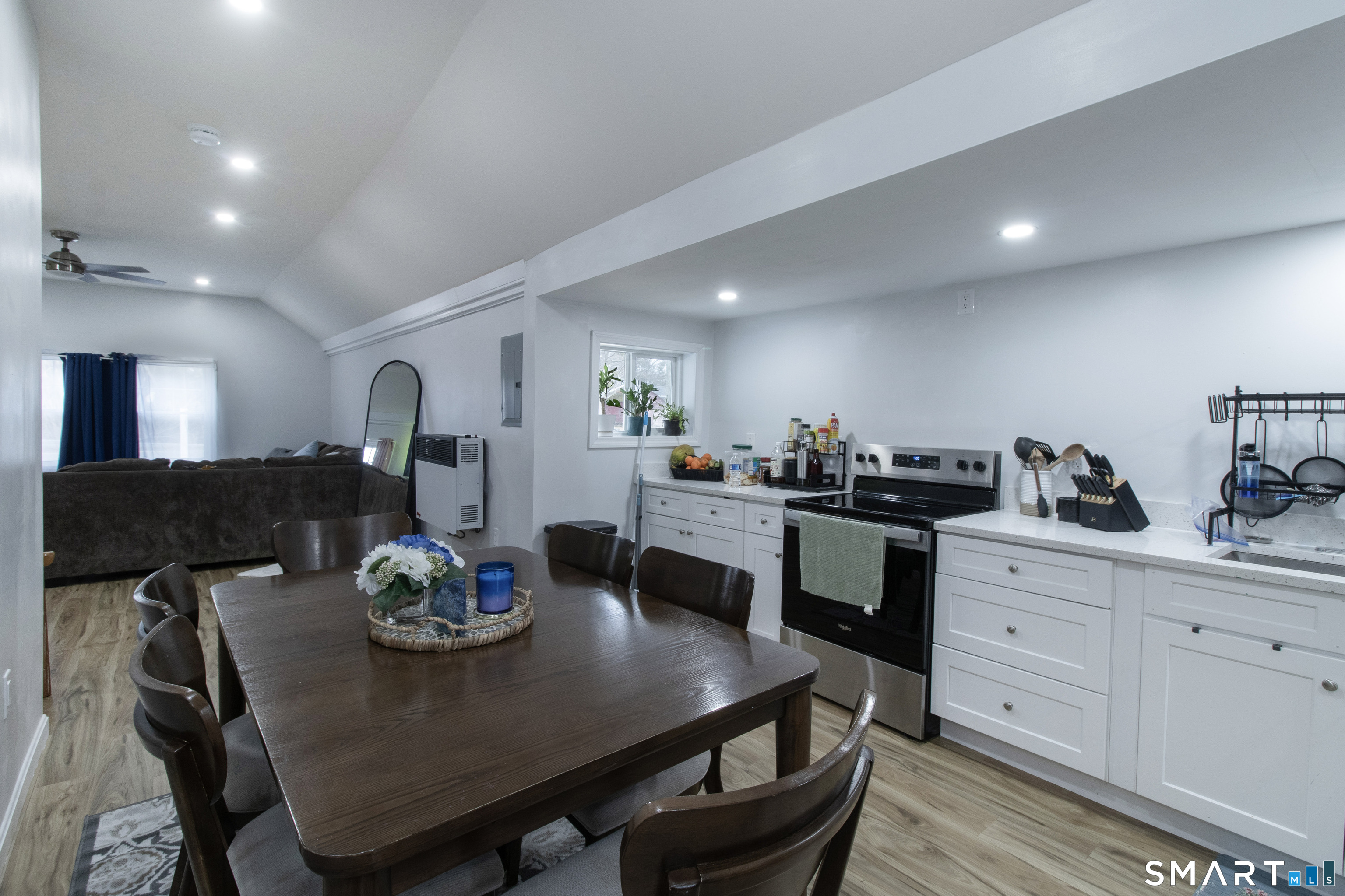 296 East Main Street Clinton CT 06413