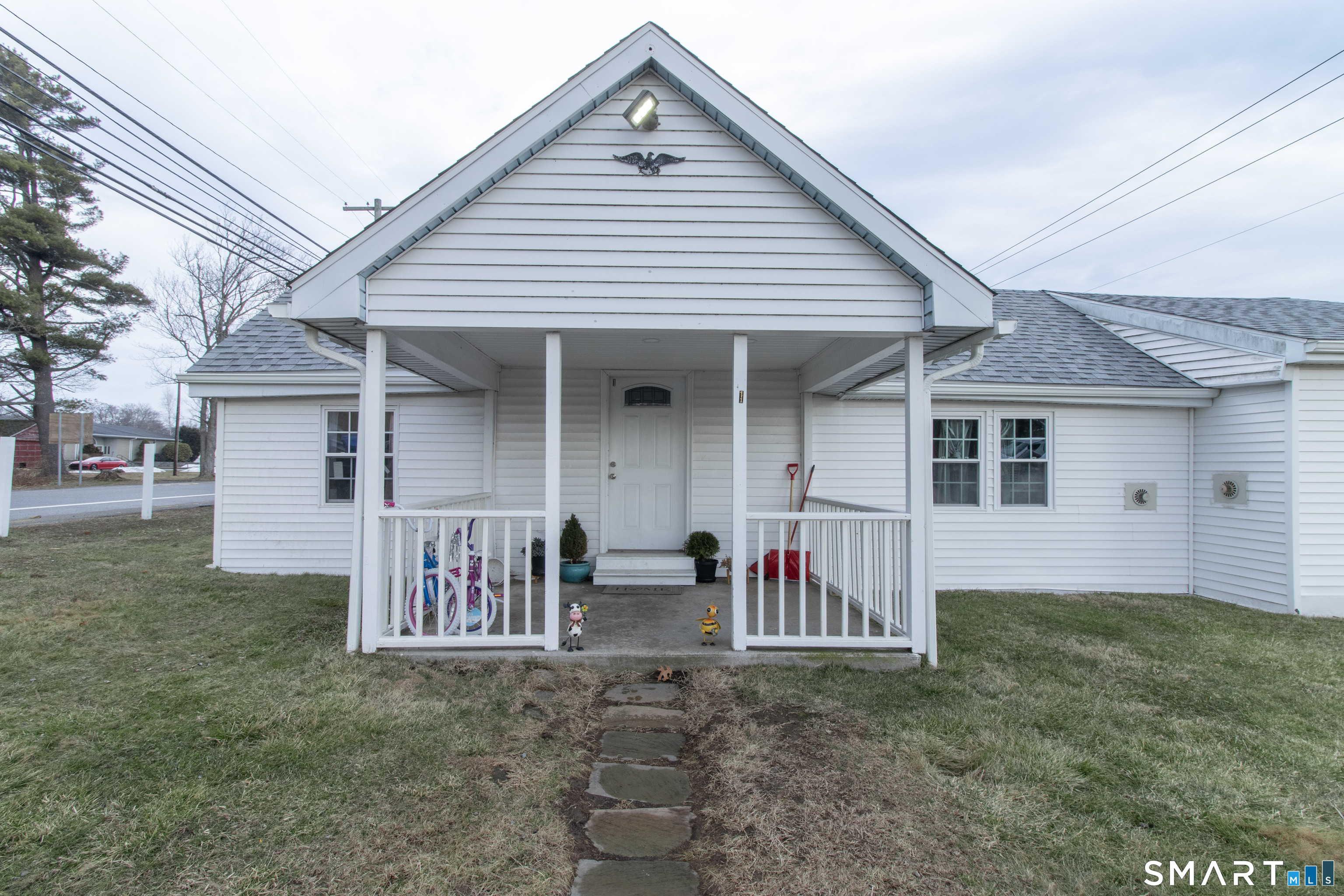 296 East Main Street Clinton CT 06413