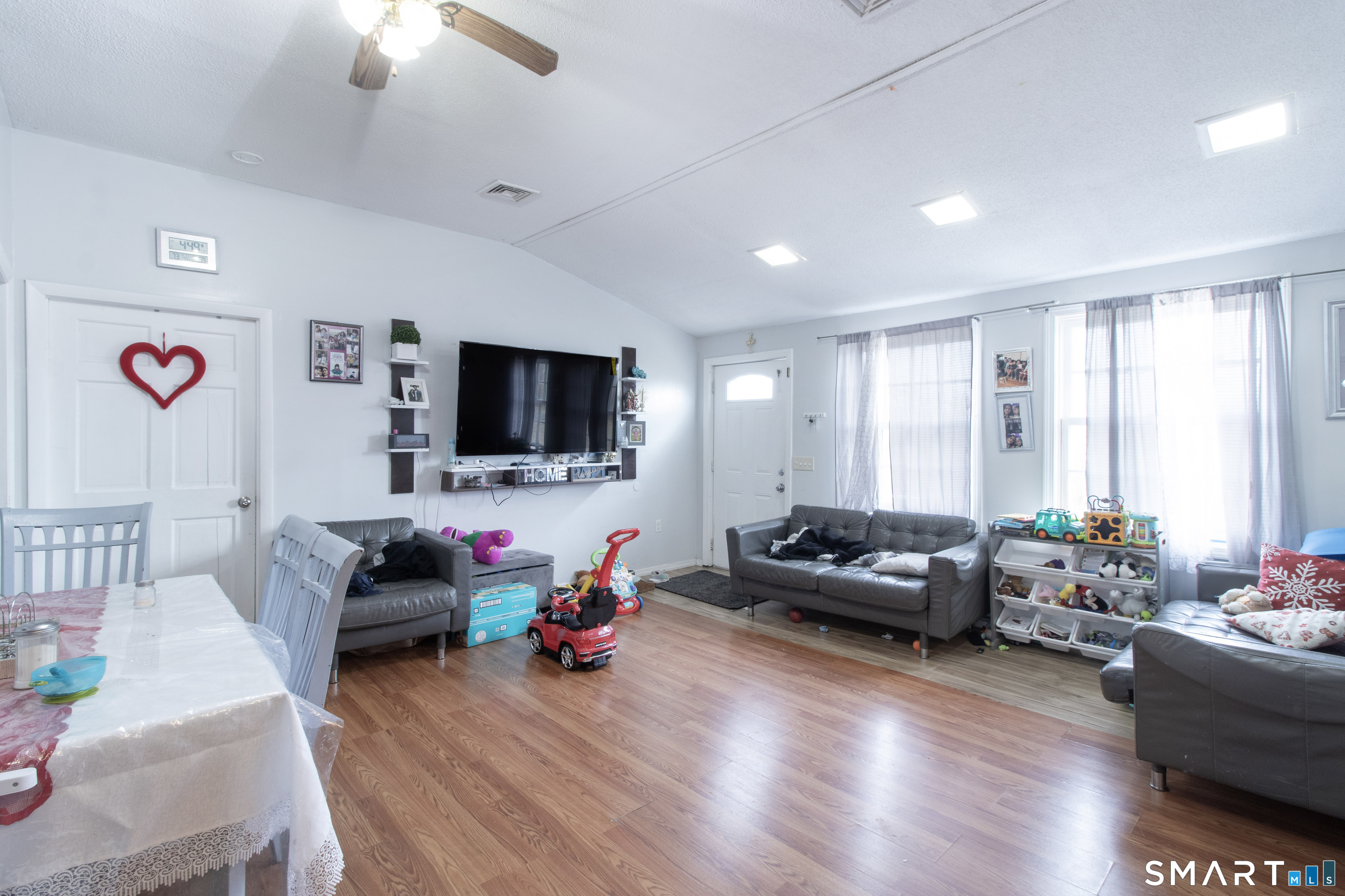 296 East Main Street Clinton CT 06413