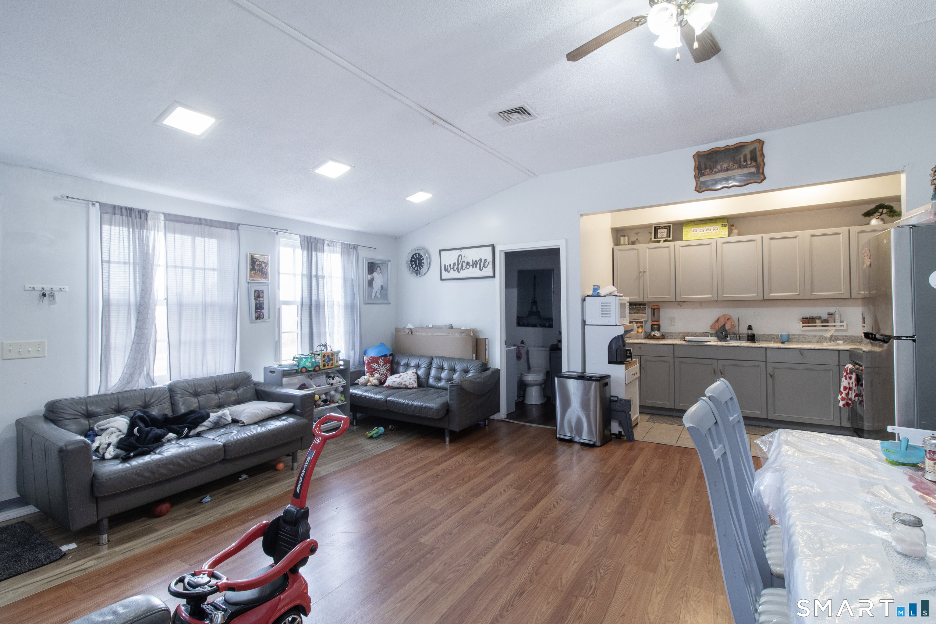 296 East Main Street Clinton CT 06413