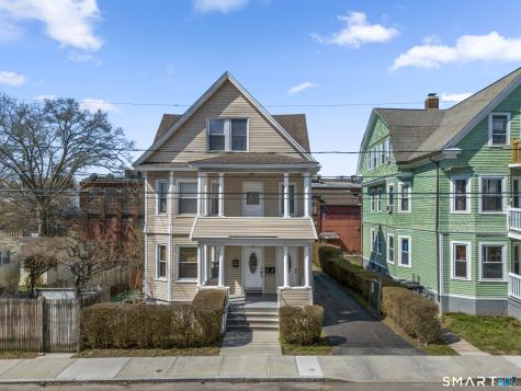 64 Connecticut Avenue New London CT 06320