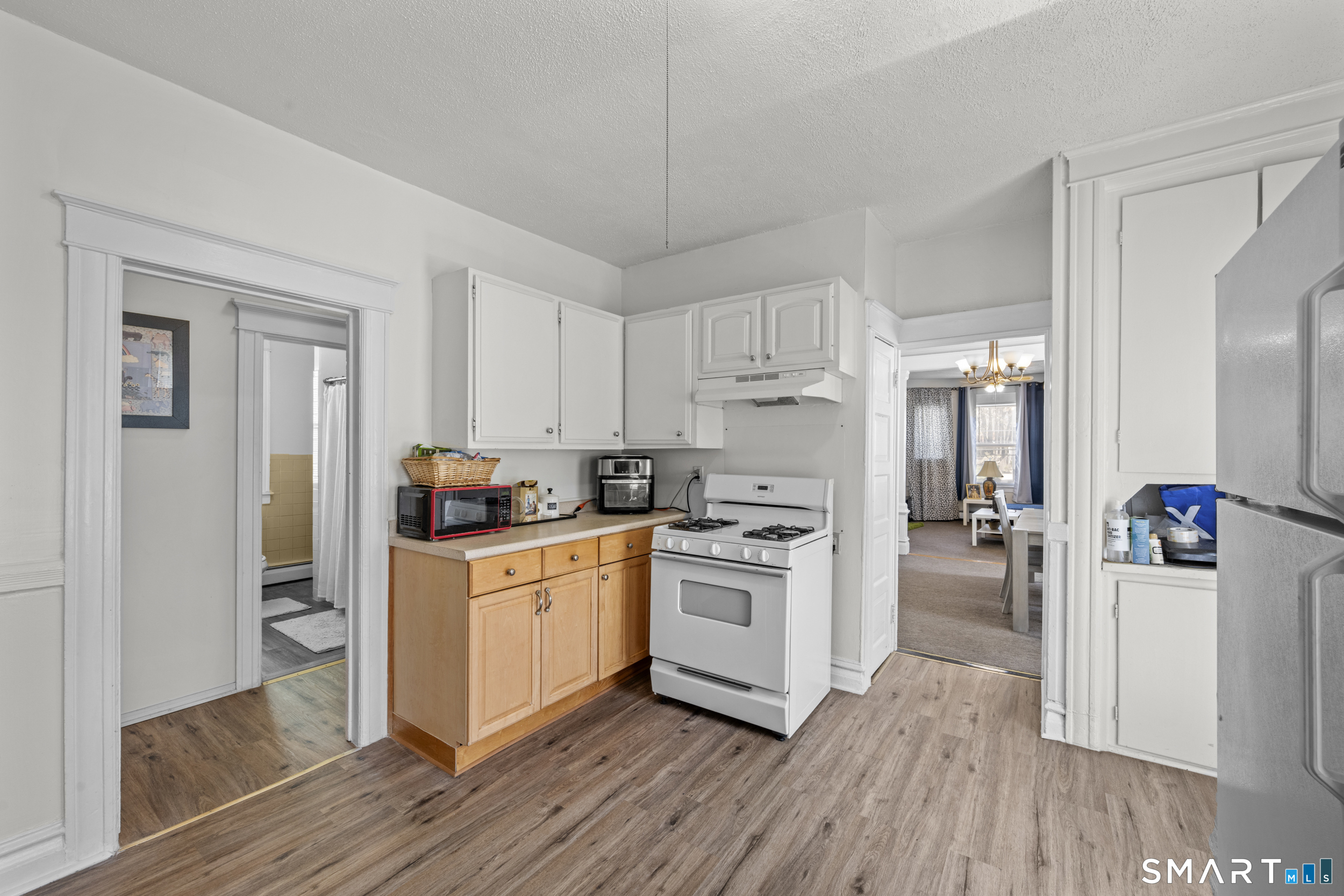 64 Connecticut Avenue New London CT 06320