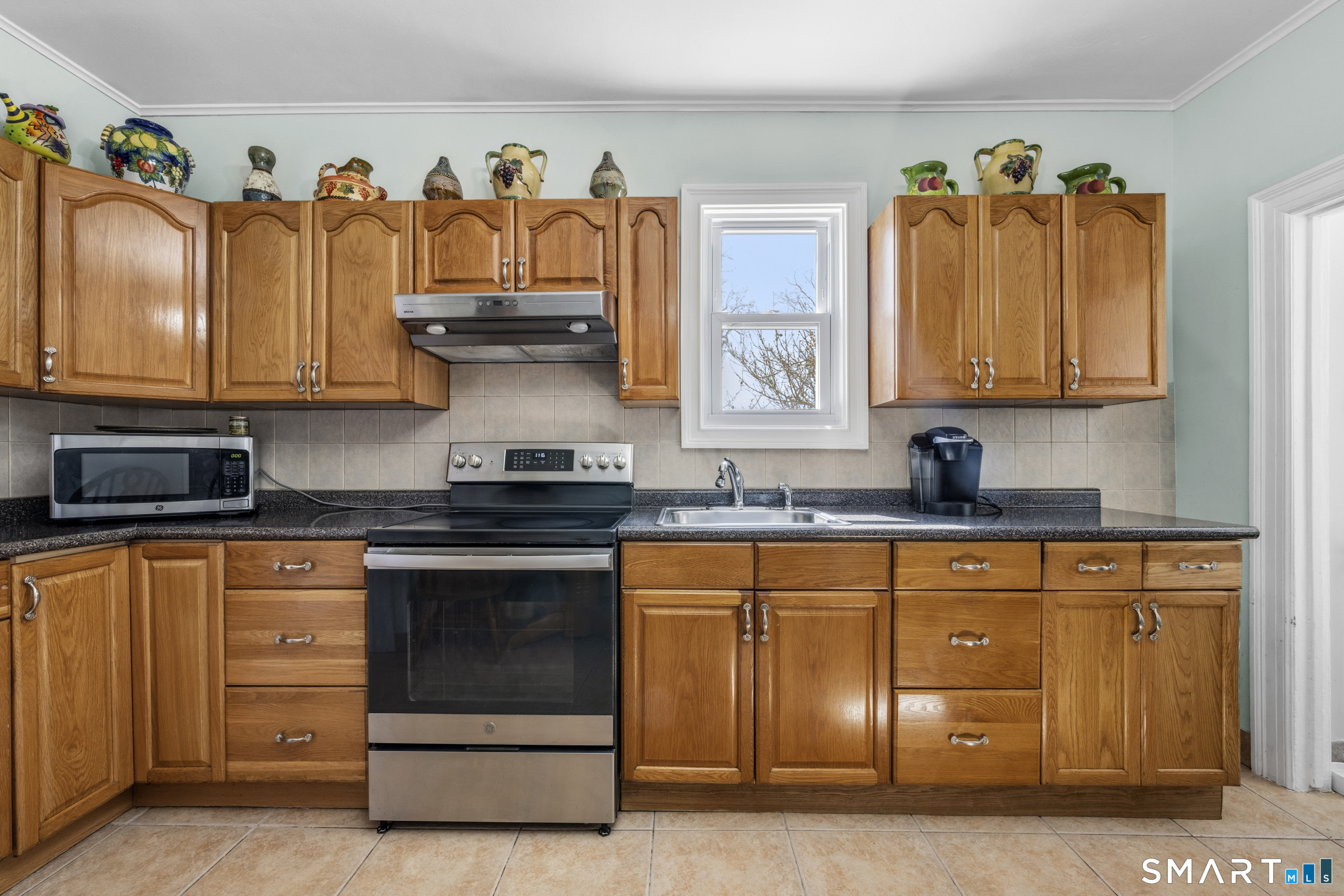 64 Connecticut Avenue New London CT 06320