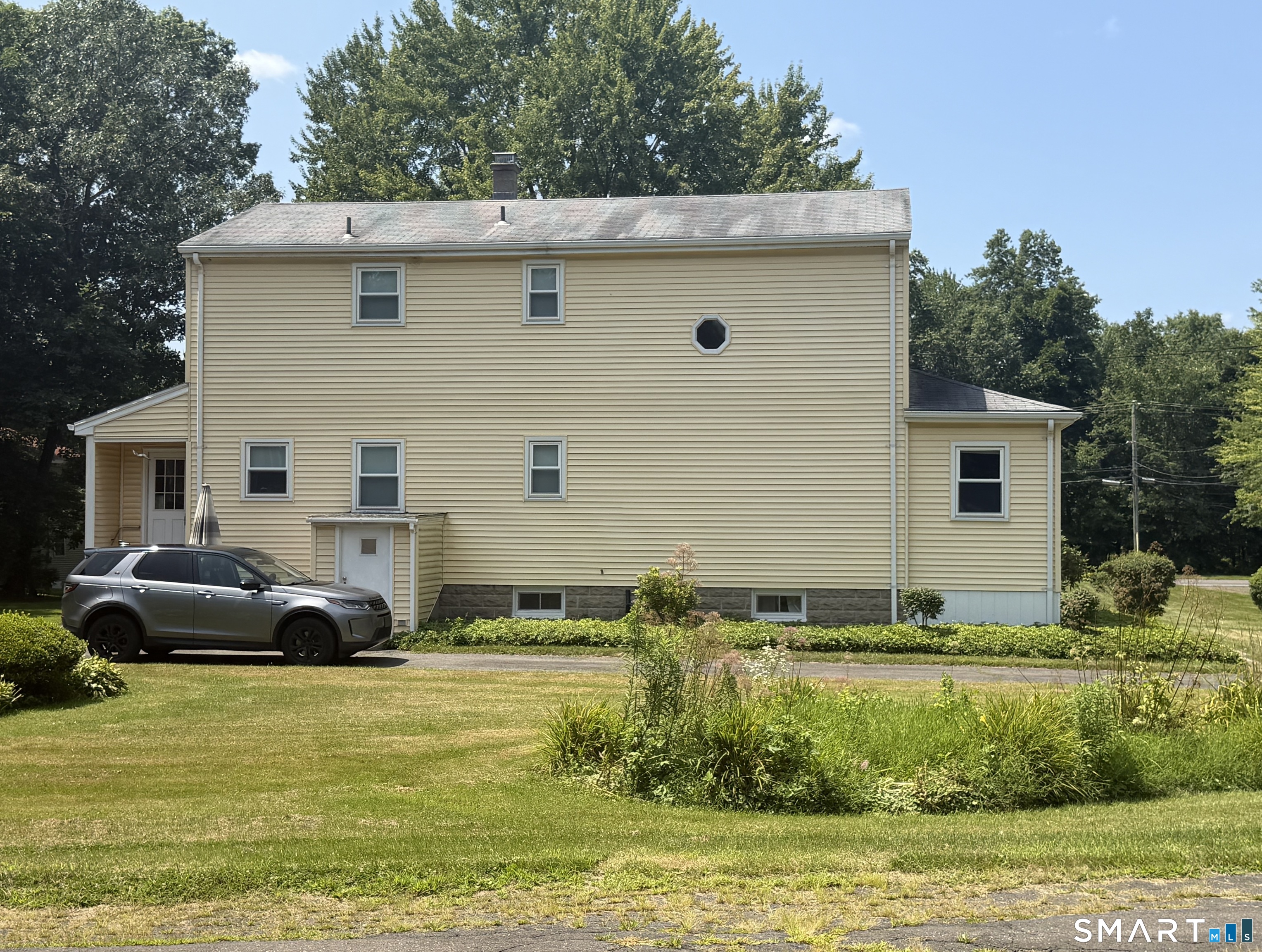1130-B Blue Hills Avenue Bloomfield CT 06002