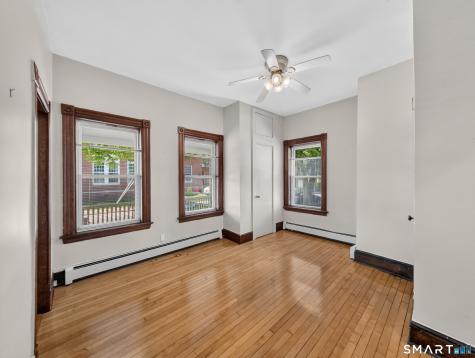 29 Willow Street Stonington CT 06378