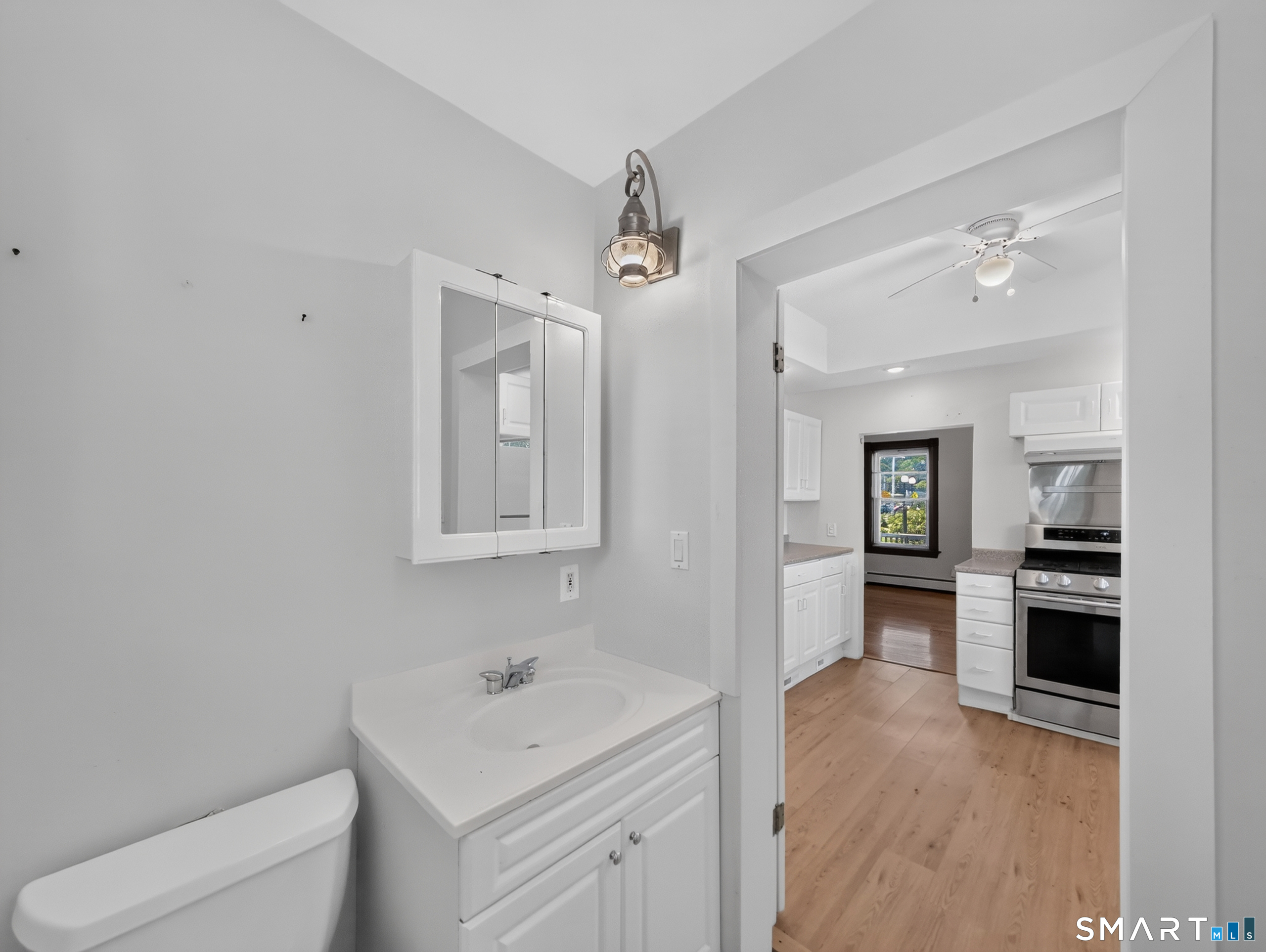 29 Willow Street Stonington CT 06378