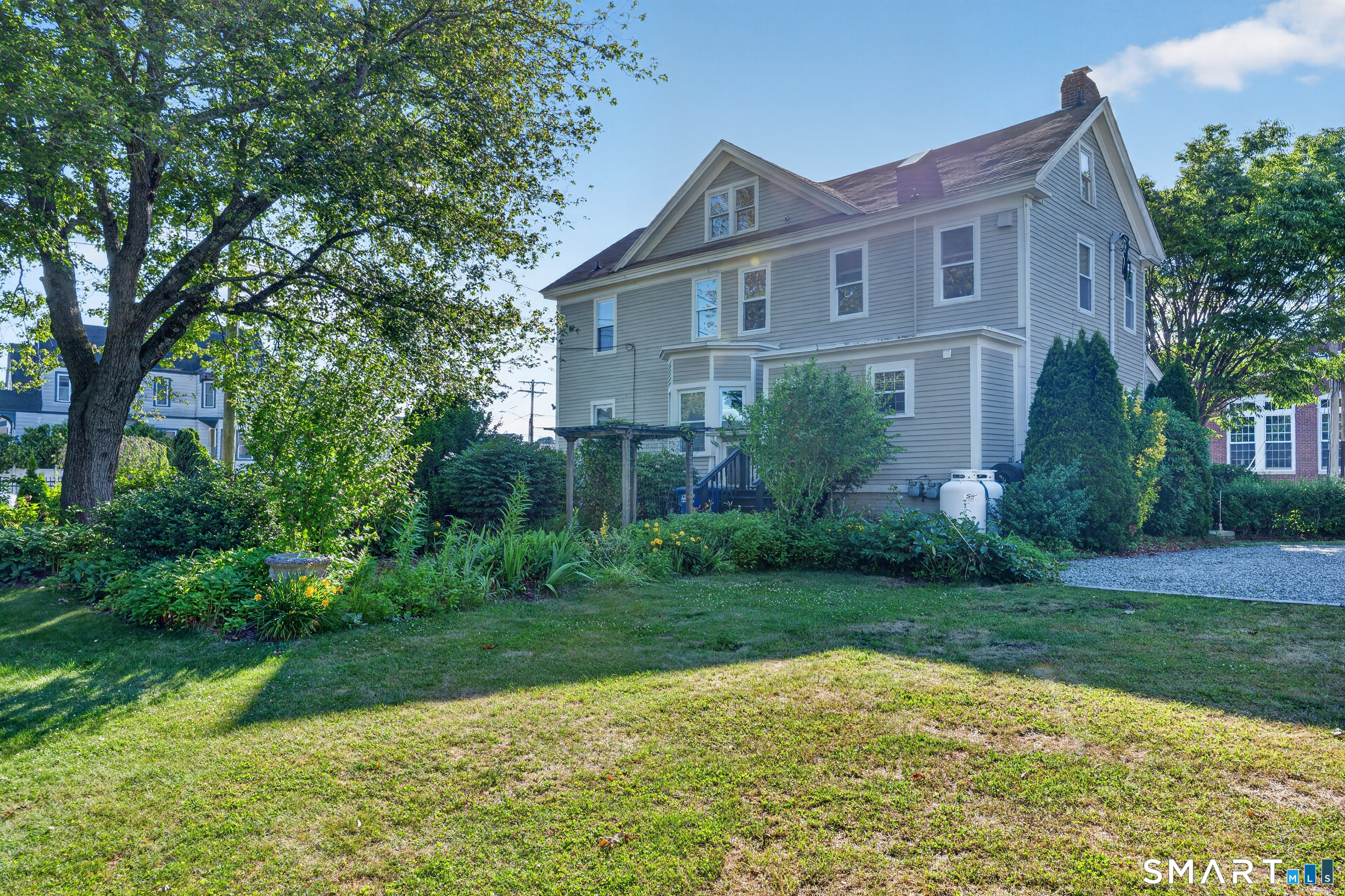 29 Willow Street Stonington CT 06378
