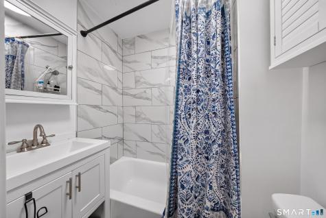 241 Old Stratfield Road Fairfield CT 06825