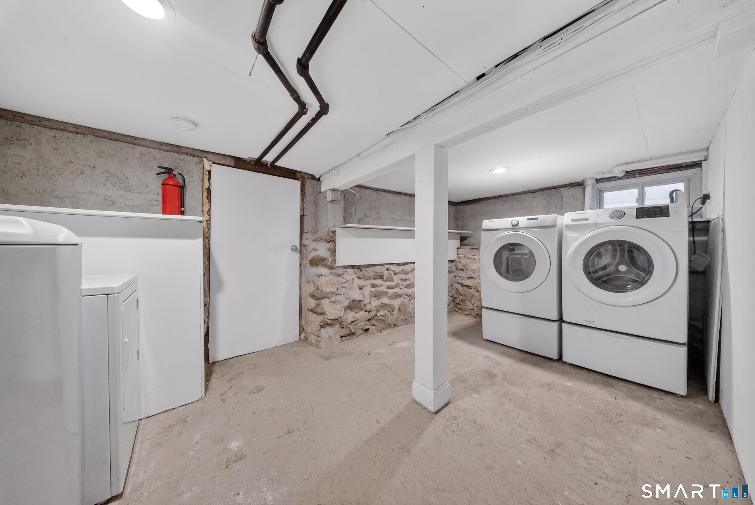 241 Old Stratfield Road Fairfield CT 06825