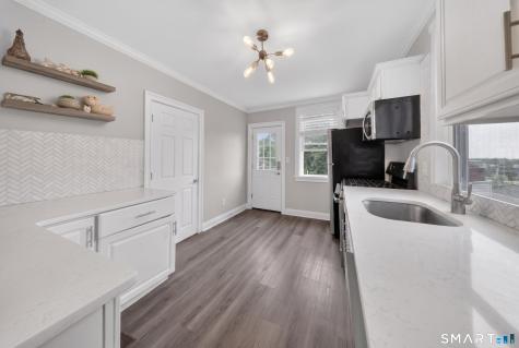 241 Old Stratfield Road Fairfield CT 06825