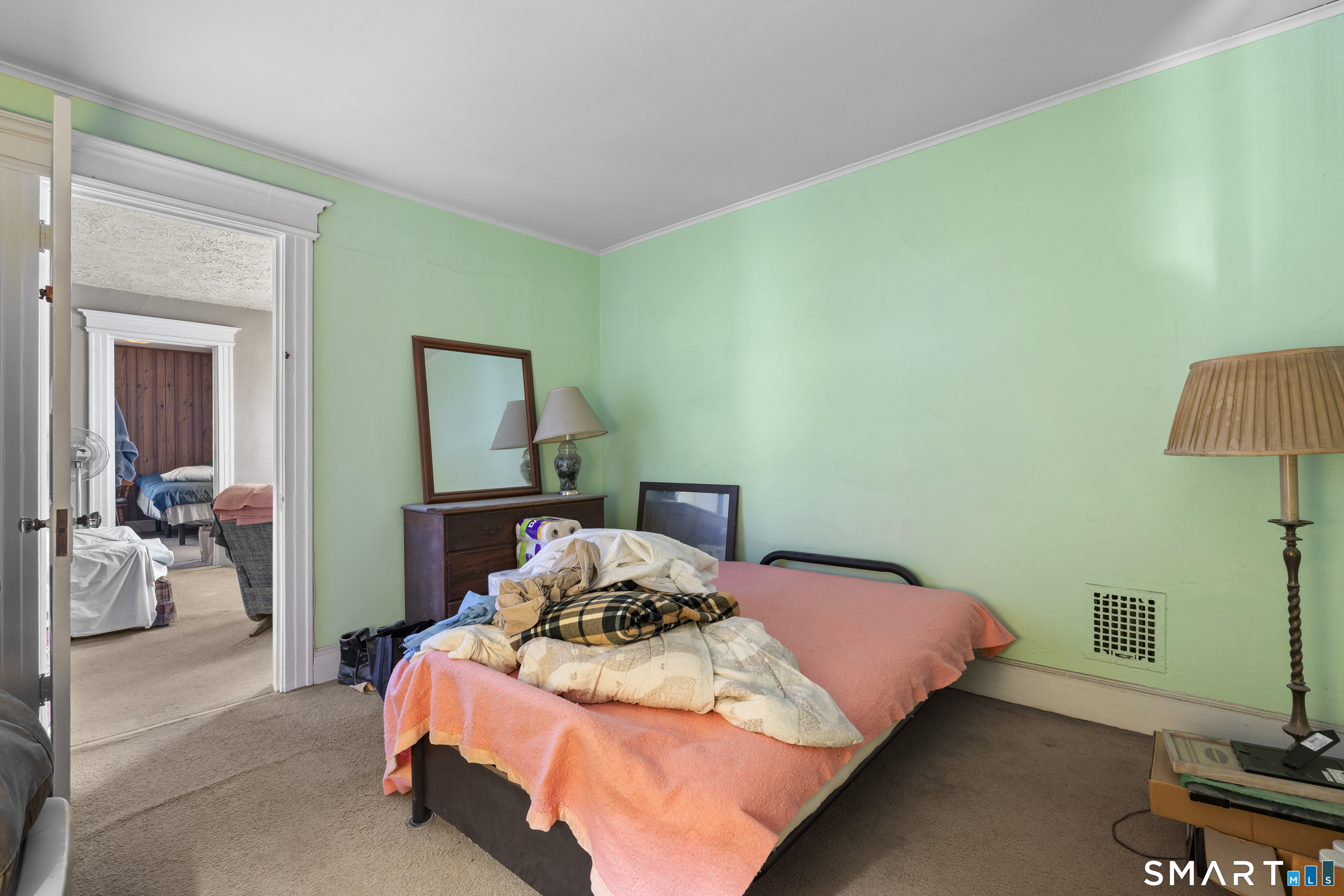 1422 Dixwell Avenue Hamden CT 06514