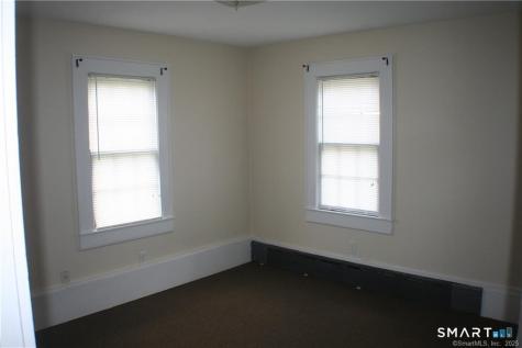 73 Park Avenue Enfield CT 06082
