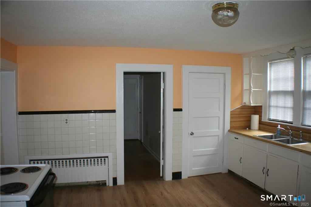 73 Park Avenue Enfield CT 06082