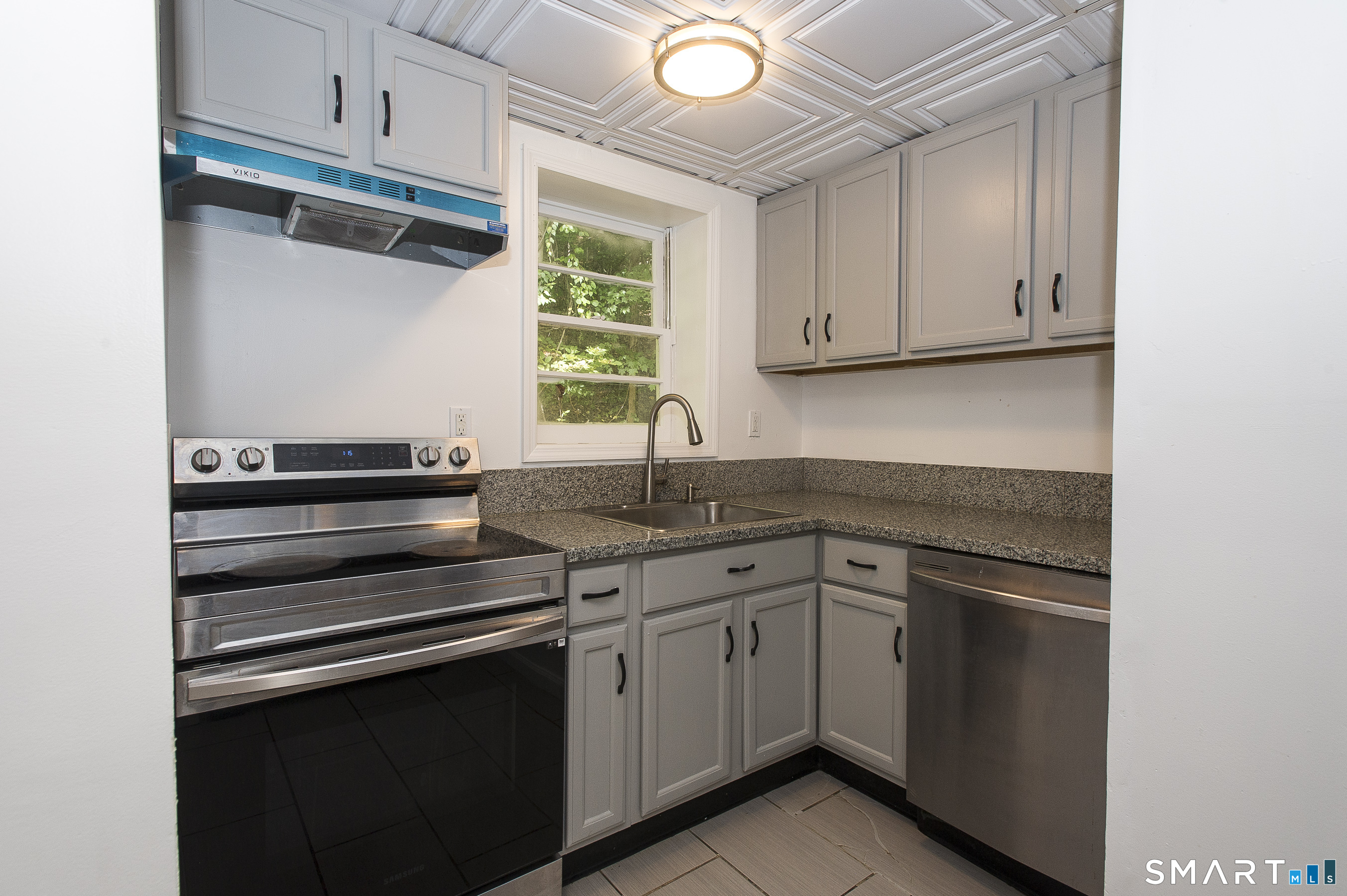 12 Bittersweet Bluff New Milford CT 06776