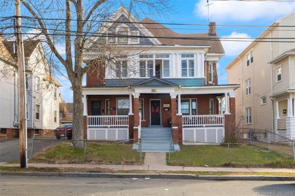 118-120 Oakland Terrace Hartford CT 06112