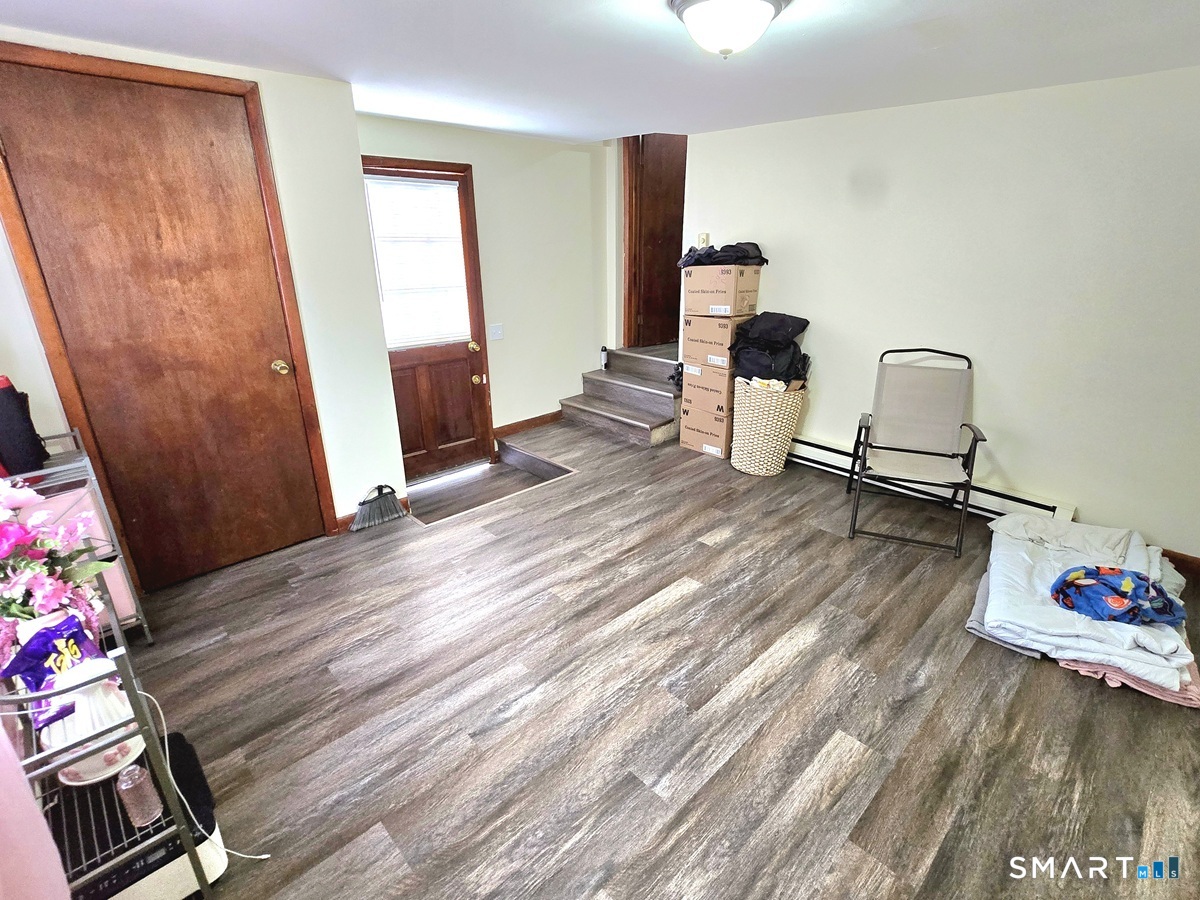 260-262 Burnside Avenue East Hartford CT 06108