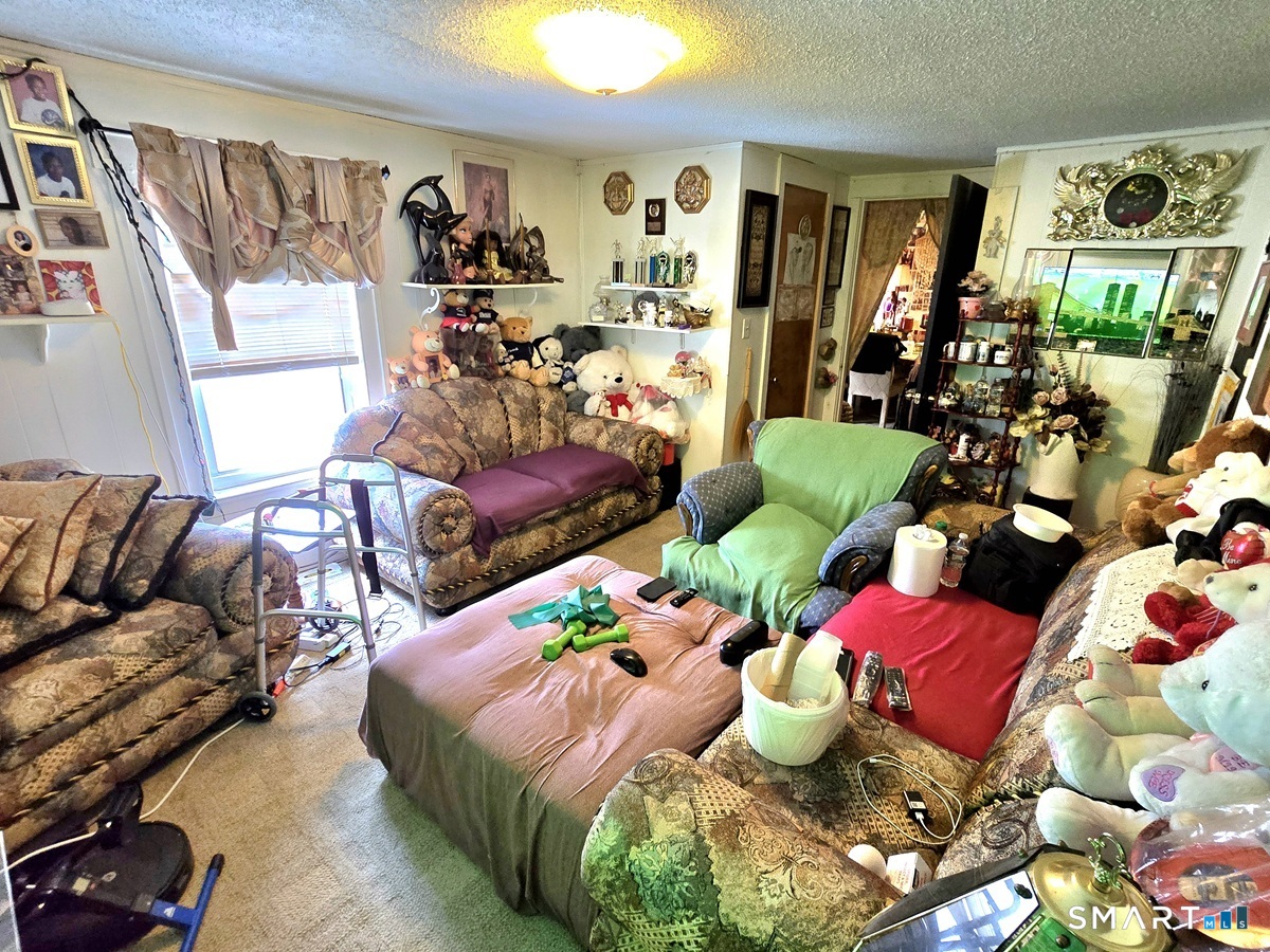 260-262 Burnside Avenue East Hartford CT 06108