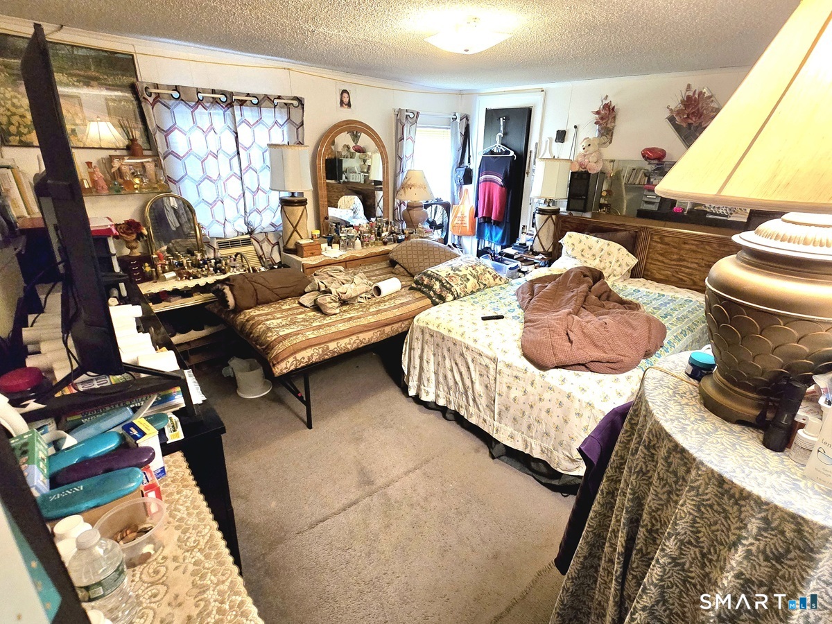 260-262 Burnside Avenue East Hartford CT 06108