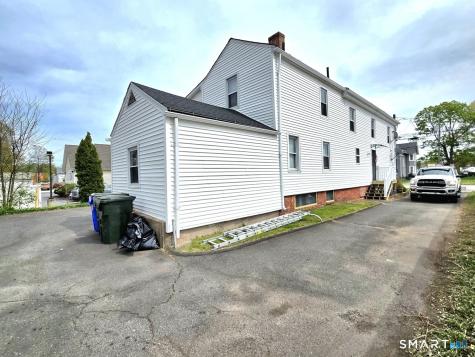 260-262 Burnside Avenue East Hartford CT 06108
