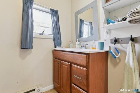 31 Grand Street New London CT 06320