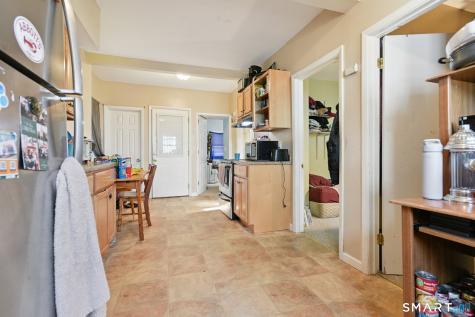 31 Grand Street New London CT 06320