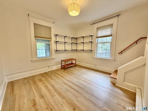 31 Hillcrest Avenue Waterbury CT 06705