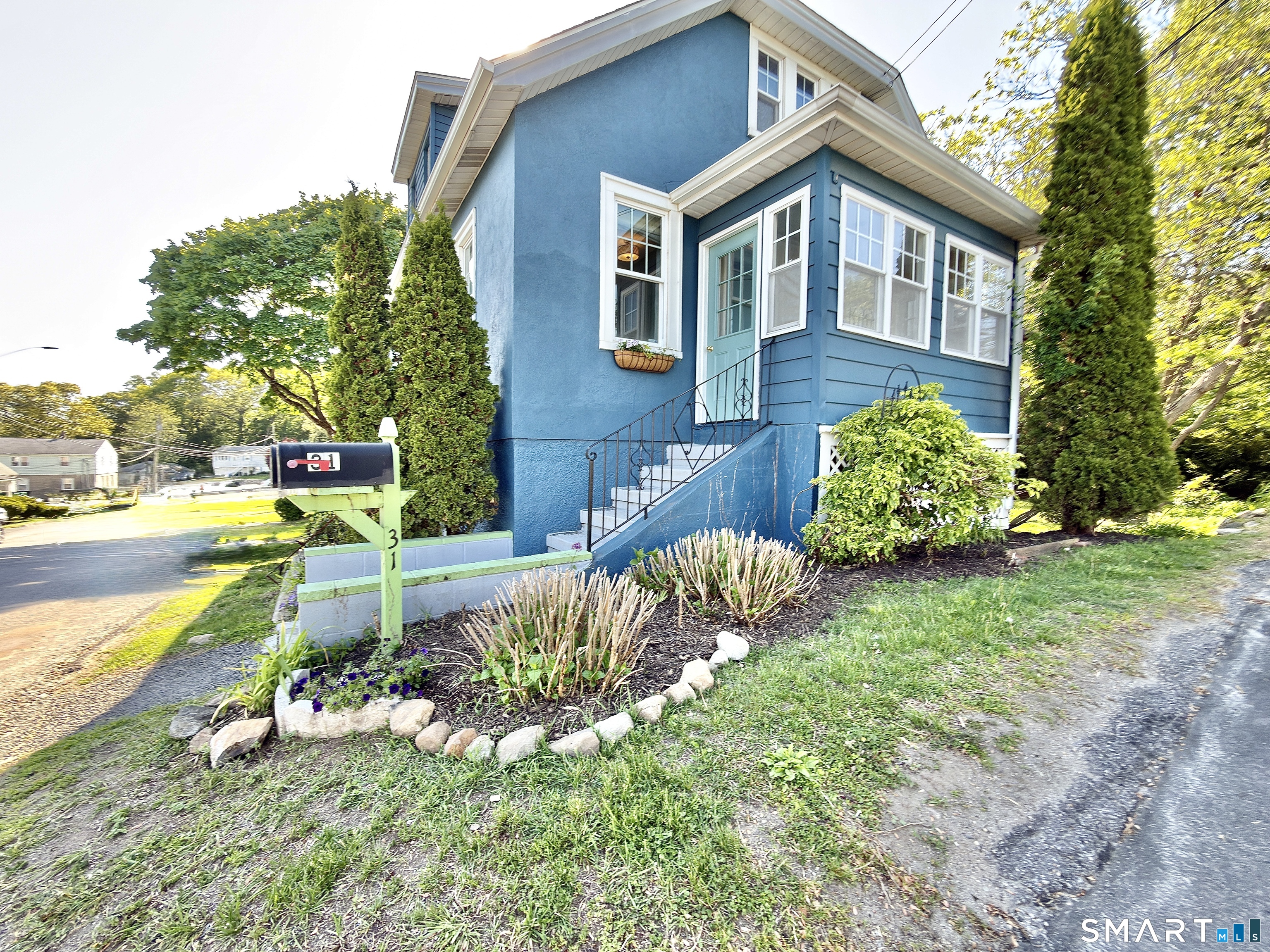 31 Hillcrest Avenue Waterbury CT 06705