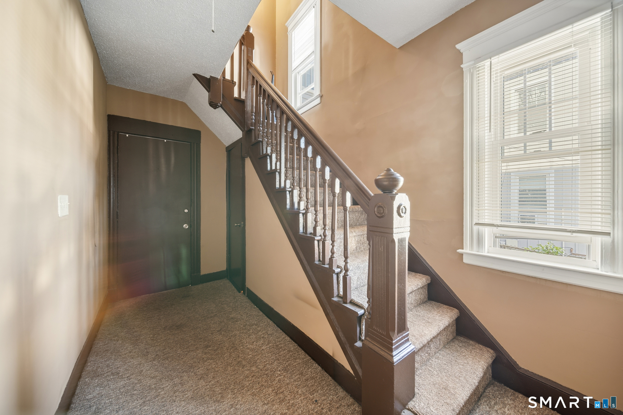 458 First Avenue West Haven CT 06516