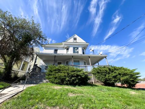 835 Bank Street New London CT 06320