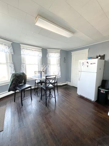 835 Bank Street New London CT 06320