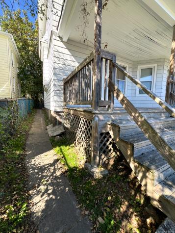 835 Bank Street New London CT 06320