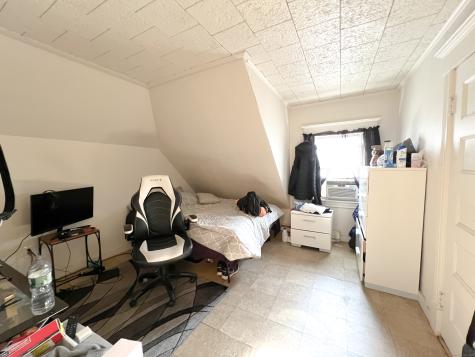 835 Bank Street New London CT 06320