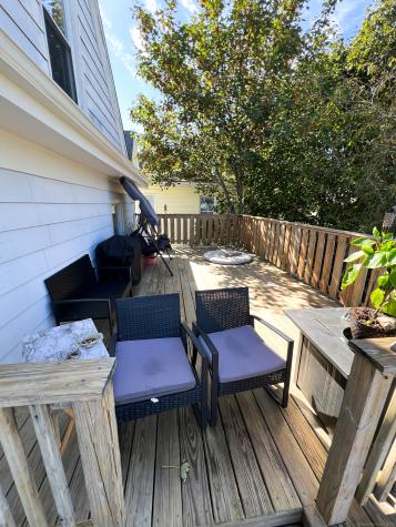 835 Bank Street New London CT 06320